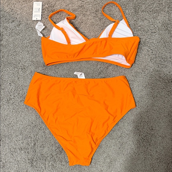 Cupshe Orange Bikini Top and Bottom Set - Picture 3 of 3
